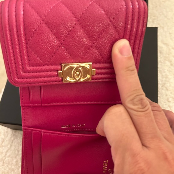 Authentic Chanel Wallet - Picture 9 of 9